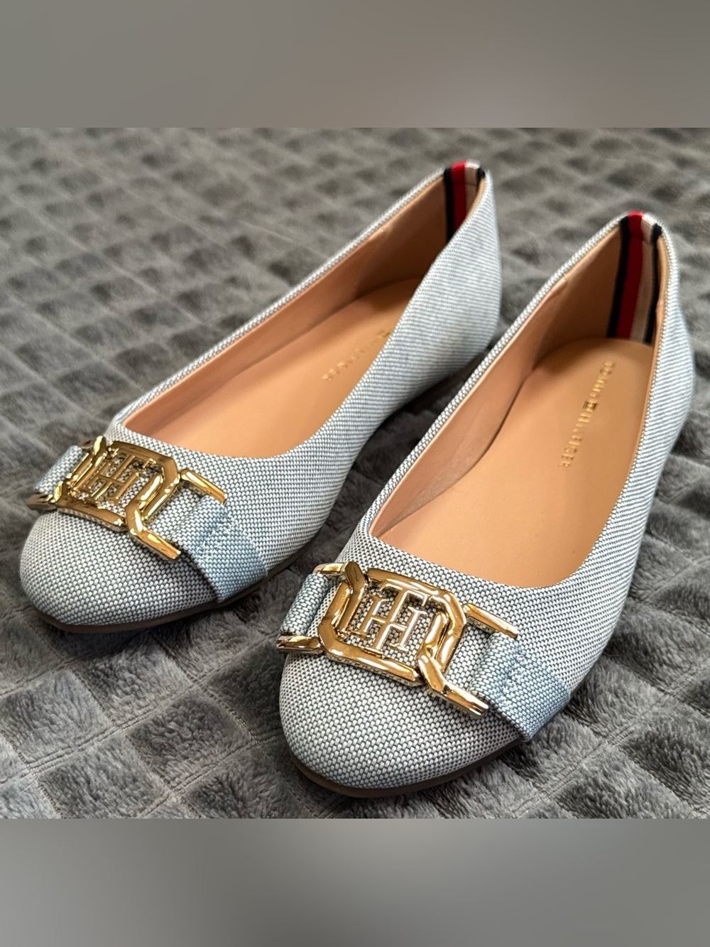 ❤️ 6M Tommy Hilfiger Light Blue Women's Ballet Flats Gold Hardware Shoes (B8)